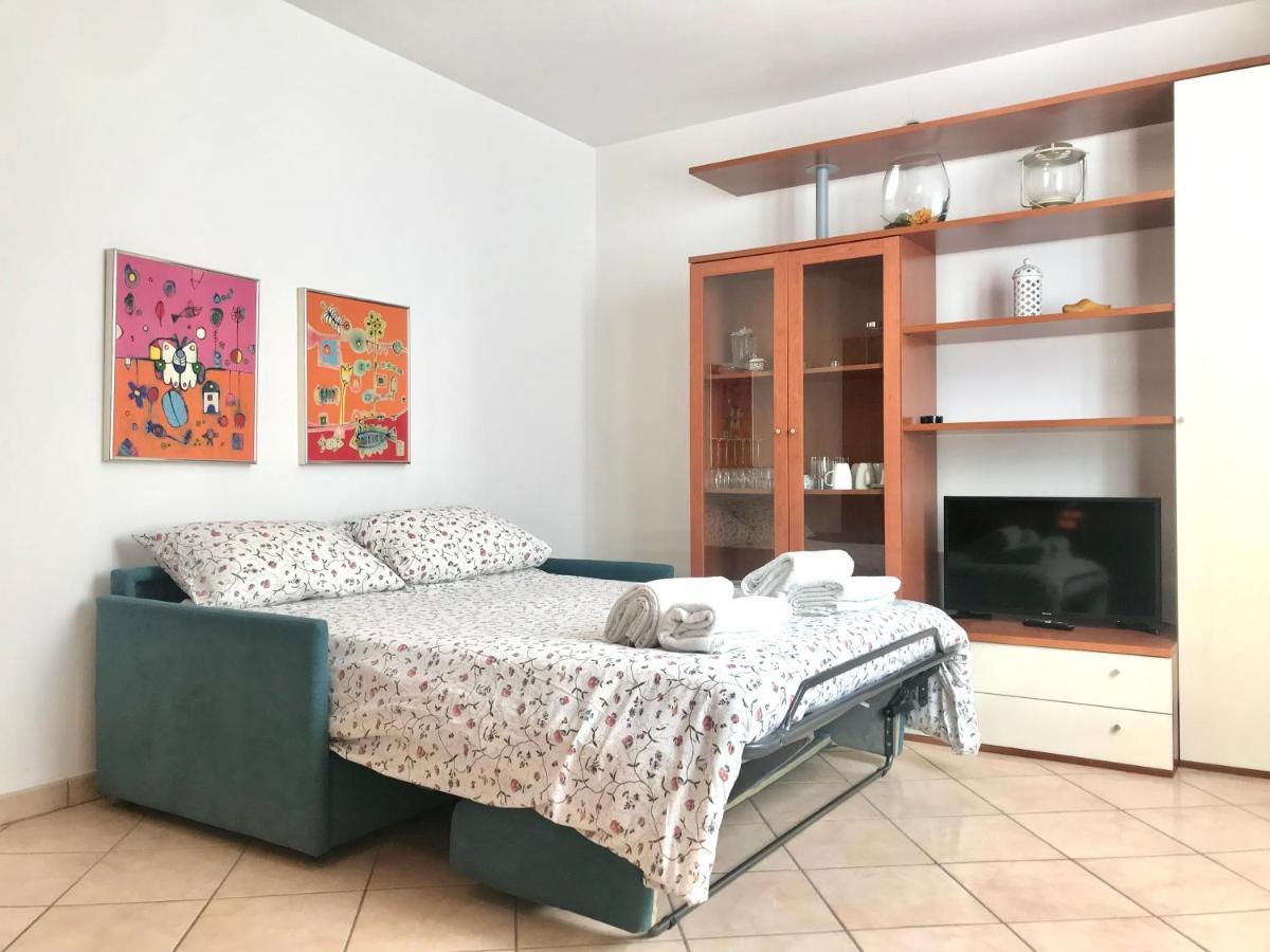 Casa Rosella Lägenhet Bezzecca Exteriör bild