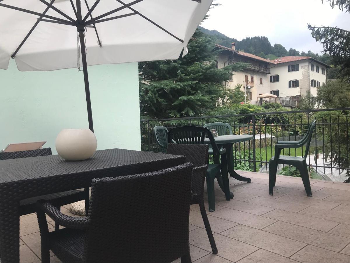 Casa Rosella Lägenhet Bezzecca Exteriör bild