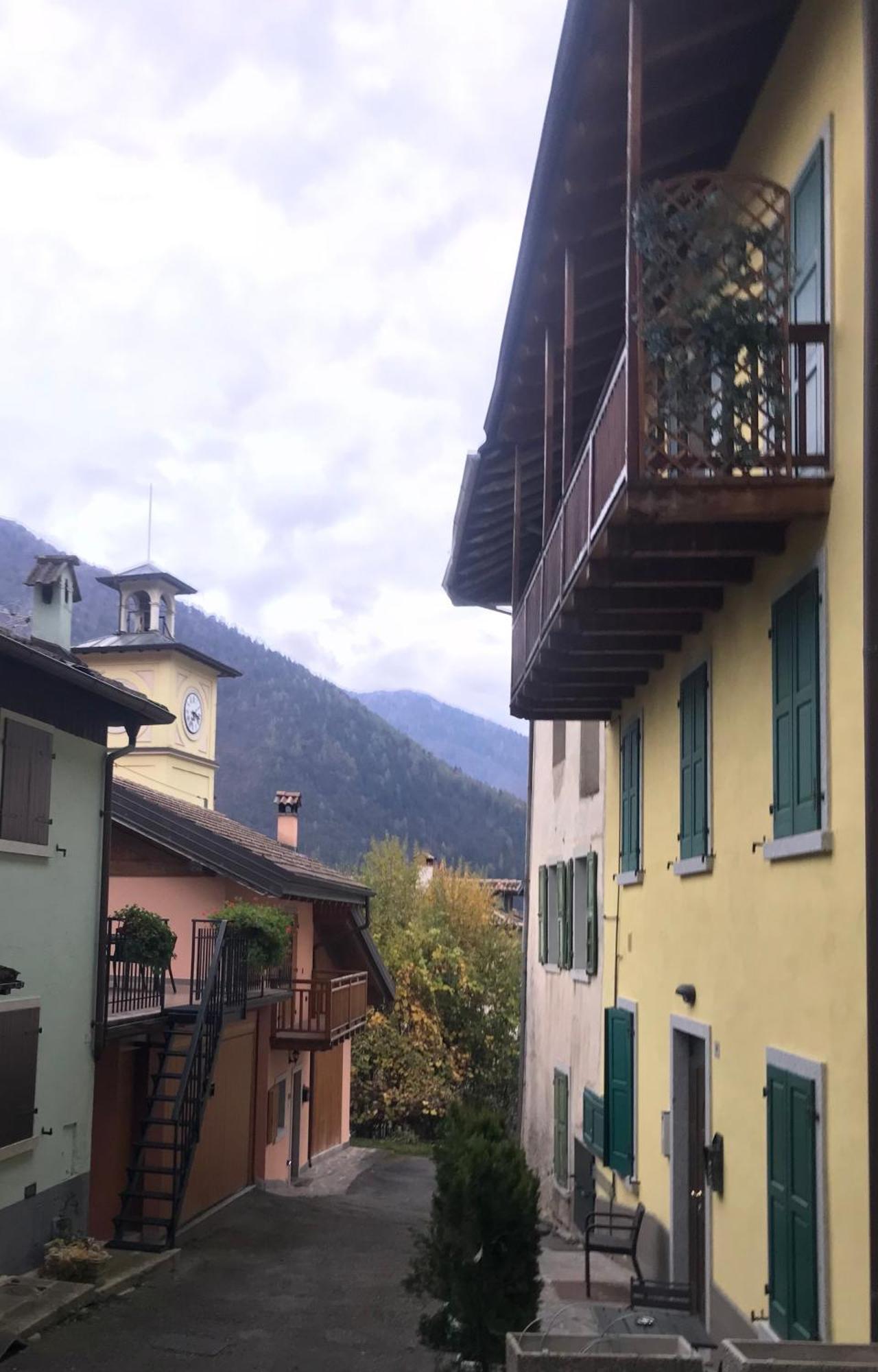 Casa Rosella Lägenhet Bezzecca Exteriör bild